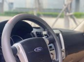 Bán Ford Everest đời 2010, màu bạc, 378 triệu