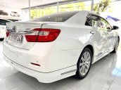 Xe Toyota Camry 2.5G đời 2013, màu trắng còn mới, giá tốt