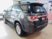 Bán Toyota Fortuner 2.7V 4x2 AT năm sản xuất 2013, màu xám còn mới  