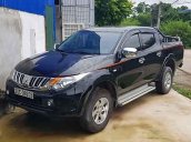 Bán Mitsubishi Triton 4x2 AT năm 2015, màu đen, nhập khẩu còn mới 
