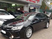 Cần bán gấp Toyota Camry sản xuất 2017, chính chủ, giá cạnh tranh