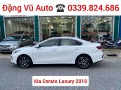 Cần bán Kia Cerato đời 2019, màu trắng, xe lướt