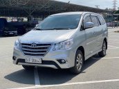 Bán Toyota Innova 2015, màu bạc