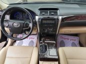 Cần bán gấp Toyota Camry sản xuất 2017, chính chủ, giá cạnh tranh