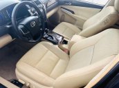 Bán Toyota Camry 2.0E đời 2016, màu đen như mới giá cạnh tranh