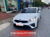 Cần bán Kia Cerato đời 2019, màu trắng, xe lướt