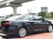 Cần bán xe Toyota Camry 2.0E năm sản xuất 2019, màu đen