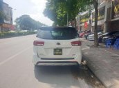 Cần bán Kia Sedona năm sản xuất 2016, màu trắng