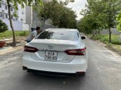 Bán ô tô Toyota Camry năm 2020, màu trắng, ít sử dụng, giá 1 tỷ 290 triệu đồng