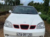 Cần bán gấp Daewoo Lacetti năm 2004, gương kính chỉnh điện