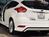 Cần bán lại xe Ford Focus năm sản xuất 2016, màu trắng