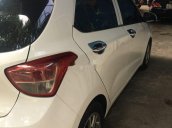 Cần bán xe Hyundai Grand i10 năm sản xuất 2014, màu trắng, xe nhập xe gia đình