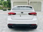 Bán Kia Cerato đời 2016, màu trắng, giá chỉ 520 triệu