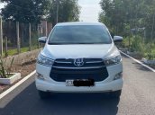 Bán xe Toyota Innova đời 2019, màu trắng số sàn, 652tr