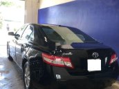 Cần bán Toyota Camry sản xuất 2010, màu đen còn mới