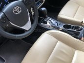 Cần bán gấp Toyota Corolla Altis đời 2018, màu đen còn mới