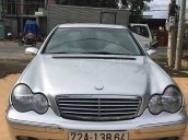 Cần bán xe Mercedes C200 năm sản xuất 2003, màu bạc, nhập khẩu  