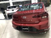 Bán Hyundai Elantra AT đời 2020, màu đỏ