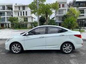 Cần bán Hyundai Accent 2013, màu trắng, nhập khẩu còn mới