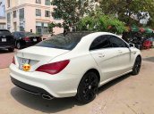 Bán Mercedes đời 2016, màu trắng, xe nhập còn mới