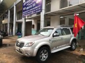 Bán Ford Everest năm sản xuất 2012, màu hồng phấn, xe nhập số sàn