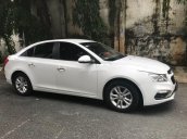 Bán Chevrolet Cruze LT sản xuất năm 2017, màu trắng, xe nhập số sàn