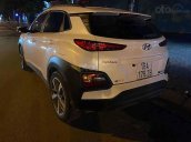 Cần bán xe Hyundai Kona sản xuất 2019, màu trắng