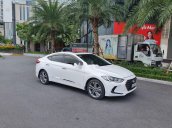 Bán xe Hyundai Elantra năm sản xuất 2017, màu trắng, 579 triệu