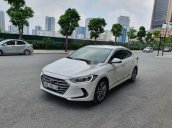 Bán xe Hyundai Elantra năm sản xuất 2017, màu trắng, 579 triệu