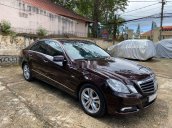 Cần bán xe Mercedes E250 năm 2010 giá cạnh tranh