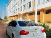 Bán xe BMW 3 Series 320i sản xuất 2010, màu trắng, nhập khẩu  