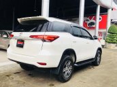 Bán ô tô Toyota Fortuner sản xuất 2017, màu trắng, xe nhập 