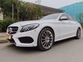 Bán Mercedes C300 AMG năm sản xuất 2017, màu trắng