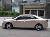 Bán Toyota Camry năm 2014, màu vàng còn mới, giá chỉ 660 triệu