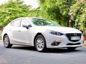 Cần bán xe Mazda 3 đời 2015, màu trắng, 489tr