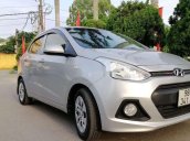 Bán ô tô Hyundai Grand i10 đời 2016, màu bạc chính chủ, giá tốt