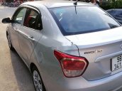 Bán ô tô Hyundai Grand i10 đời 2016, màu bạc chính chủ, giá tốt