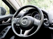 Cần bán xe Mazda 3 đời 2015, màu trắng, 489tr