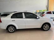 Bán ô tô Chevrolet Aveo năm 2015, màu trắng