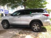 Cần bán Toyota Fortuner sản xuất năm 2019, màu bạc giá cạnh tranh