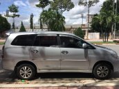 Bán Toyota Innova sản xuất 2015, màu bạc xe gia đình, 445tr