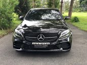 Mercedes-Benz C300 2020 lướt chính hãng, màu đen