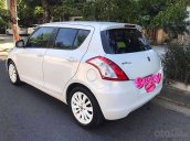 Bán xe Suzuki Swift sản xuất 2015, màu trắng, 365tr