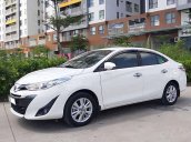 Bán xe Toyota Vios sản xuất 2019, màu trắng, chính chủ, giá tốt