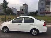 Cần bán xe Daewoo Gentra sản xuất 2009, màu trắng còn mới