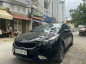 Cần bán lại xe Kia Cerato năm sản xuất 2017, màu đen, giá 540tr