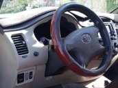 Bán Toyota Innova năm sản xuất 2010, màu bạc, 260tr