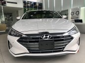 Cần bán xe Hyundai Elantra năm 2020, màu trắng, xe nhập