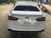 Bán xe Toyota Camry 2.5Q đời 2019, màu trắng