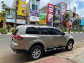 Cần bán xe Mitsubishi Pajero Sport sản xuất năm 2016, màu ghi vàng